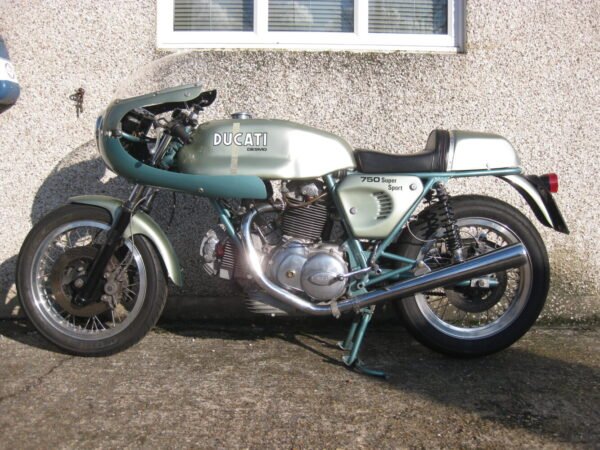 1975 Ducati 750ss Replica
